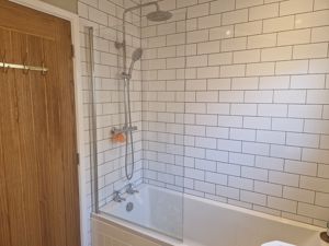 Craigfield Avenue- click for photo gallery